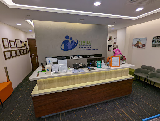 Patient visit at Family Health Chiropractic